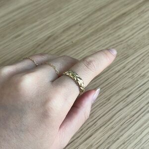 Ana Luisa Zeta ring